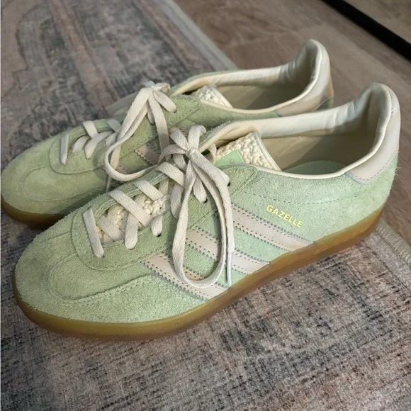 Pastel Green Adidas Gazelle - Picture 2 of 7